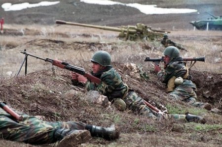 Cəbhədə gərginlik davam edir - Ermənistan atəşkəsi 135 dəfə pozub