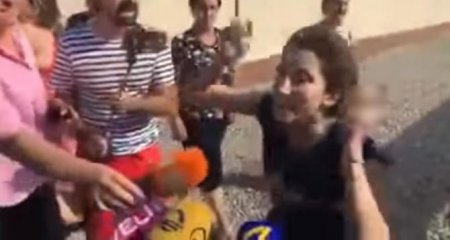 Gürcüstanda polis həmyerlilərimizin evlərinə basqın etdi, qadınlar səs-küy qopardılar - ...