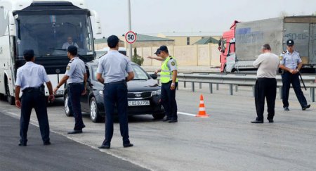 Bakıda insanları aldadıb tora salan polis bandası: ADLAR AÇIQLANDI...