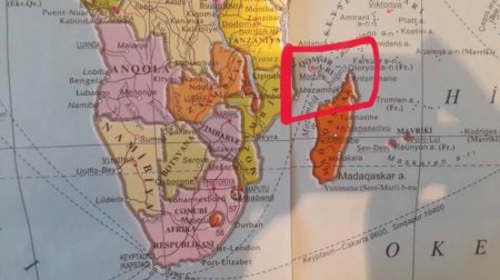 Dərs vəsaitində növbəti biabırçı səhv - FOTOFAKT 