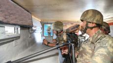 Zakir Həsənov düşmənlə üzbəüz hərbi hissələrdə - FOTOLAR Zakir Həsənov düşmənlə üzbəüz hərbi hissələrdə - FOTOLAR