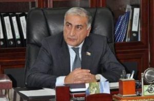 Deputat İqbal Məmmədov Xətai sakinlərinin evlərini əllərindən aldı