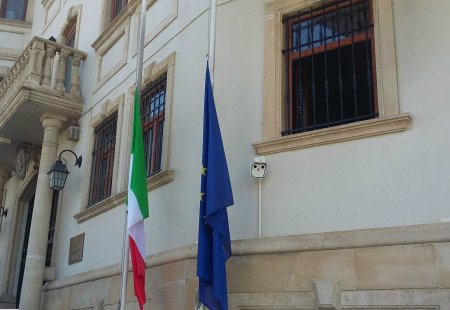 İtaliya səfirliyində rüşvət qalmaqalı: - tələbələrdən viza üçün pul alınıb?