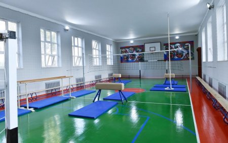 Prezident Bakıdakı 74 nömrəli məktəbdə əsaslı təmirdən sonra yaradılan şəraitlə tanış oldu - FOTOLAR