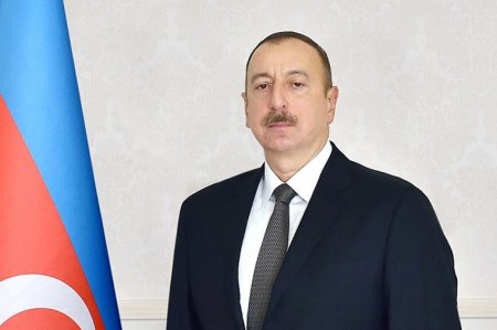 Prezident: Müəllimlərin əməkhaqqı daha da artmalıdır