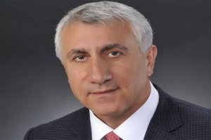 Böyük sirrin üstü açıldı: Seyfəddin Rüstəmov və nəhəng zavodları, şirkətinin erməni direktoru