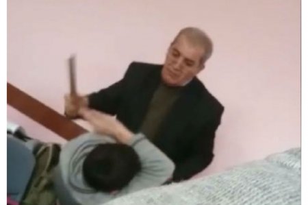Bakıda valideyn-müəllim qalmaqalı — Ana oğlunun döyüldüyünü iddia etdi