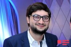 ​Ramin Hacılı yenidən MƏHKƏMƏ QARŞISINDA