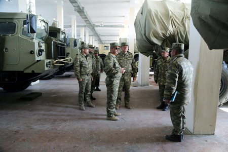 Cəbhəboyu zonadakı raket və artilleriya bölmələrinin döyüşə hazırlıq səviyyəsi yoxlanılıb