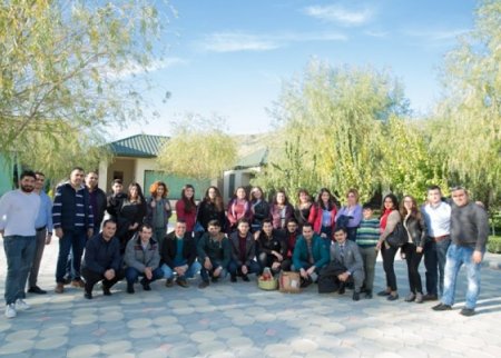 “Nar” jurnalistlər üçün Nar bayramı media-turu təşkil etdi