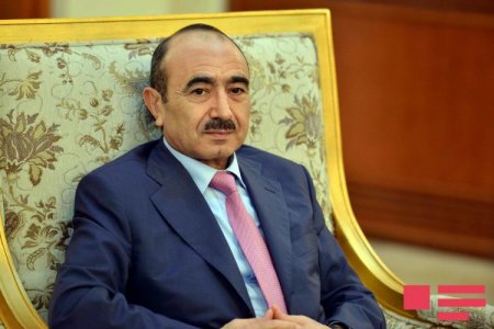 Əli Həsənov: “Türkiyənin bəzi deputatlarının AŞPA-da Azərbaycanın əleyhinə səs verməsi bizi incitdi”