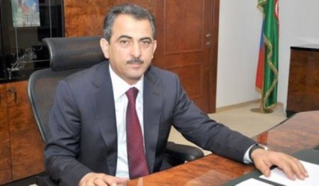 Qorxmaz Hüseynov nazir - məmurların məşhur restoranlarına ilişib - ÇƏKİŞMƏ... Qorxmaz Hüseynov nazir - məmurların məşhur restoranlarına ilişib - ÇƏKİŞMƏ...