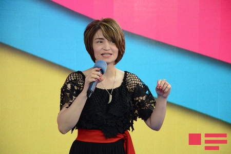 Müğənni Fədayə Laçının məhkəməsi başladı