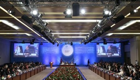 İstanbul sammiti Şərqi Qüdsün Fələstin dövlətinin paytaxtı tanınması çağırışı ilə başa çatıb