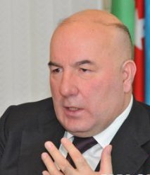 Elman Rüstəmov bu banklardan “əlini çəkib” Elman Rüstəmov bu banklardan “əlini çəkib”