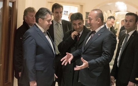 Almaniya Türkiyəyə qarşılıq verməlidir - alman mətbuatı