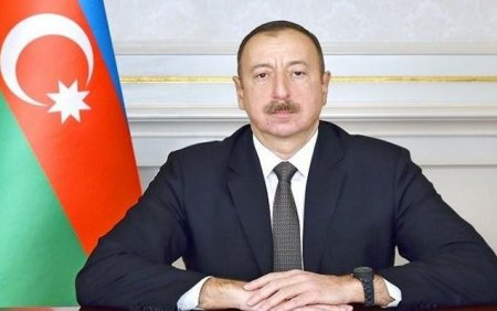 Prezident bu şəxsləri təltif etdi - Siyahı