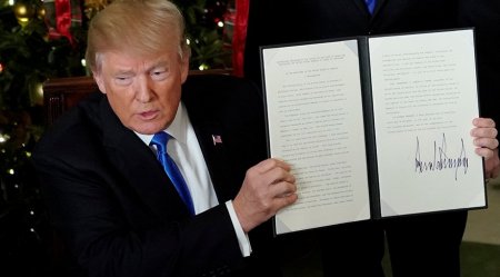 Tramp bunu da etdi - Daha bir qalmaqallı qərar