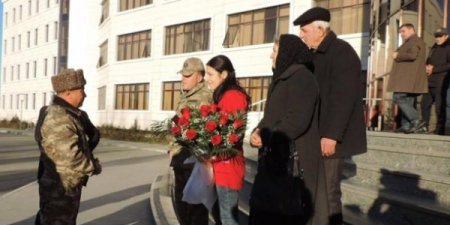 Gizirimiz üçəm atası oldu: nazir tapşırılq verdi (FOTO)