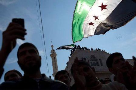 Dəməşqin tarixi mərkəzi atəşə tutuldu Dəməşqin tarixi mərkəzi atəşə tutuldu