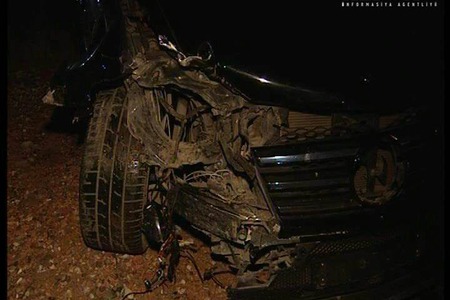 Bakıda sürücü qəza törədərək hadisə yerindən uzaqlaşıb - FOTO