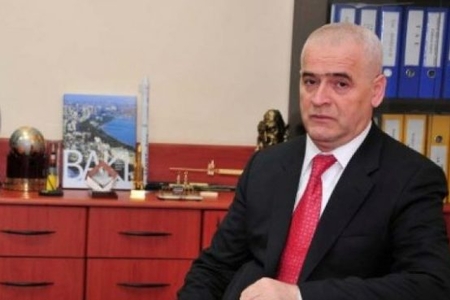 Nazir müavini işdən çıxarıldı - 30 min “paket”, yeyinti və intihar... Nazir müavini işdən çıxarıldı - 30 min “paket”, yeyinti və intihar...