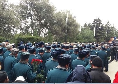 Азербайджан чтит память героев 20 Января - ФОТО