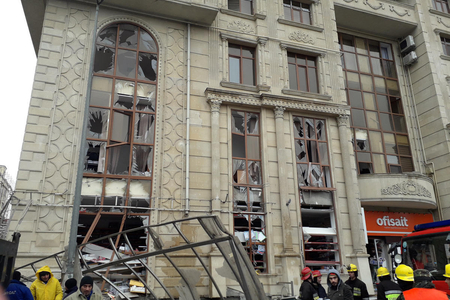 Жильцы сгоревшего дома в Баку смогут вернуться домой по завершению расследования