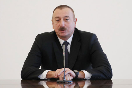 Prezident İlham Əliyev: “Siqaret çəkmək bədbəxtlikdir” Prezident İlham Əliyev: “Siqaret çəkmək bədbəxtlikdir”