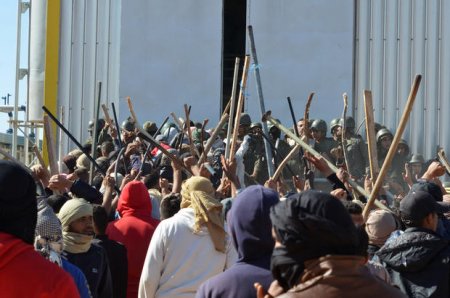 İrandan sonra bu müsəlman ölkəsi də qarışdı - Etiraz