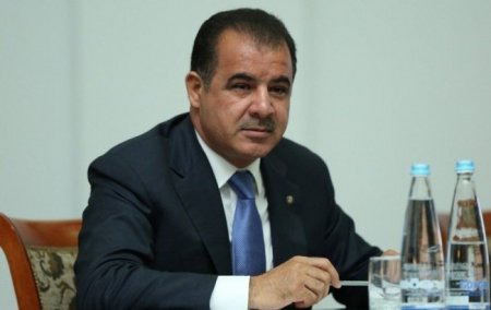 Elmar Vəliyev Gəncə bazarını mühasirəyə alıb: Sahibkarlar acınacaqlı durumdadır
