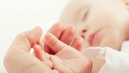 Алкоголь и бедность: как погибают новорожденные дети