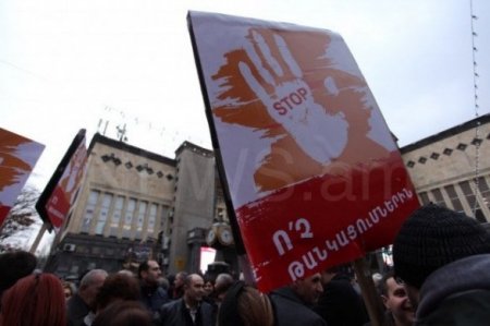 В Ереване протестуют против повышения цен – ФОТО
