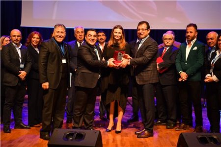 Millət vəkili Istanbulda Qarabağdan danışıb və Türk dünyasına çağırış edib