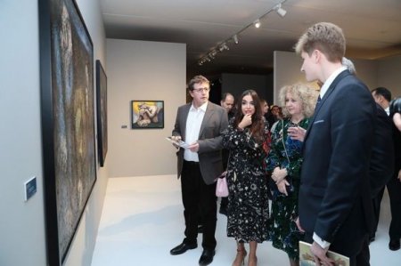 В Баку открылась персональная выставка Алексея Бегова – ФОТО