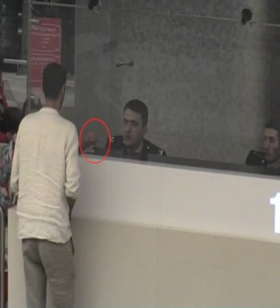 СГБ Азербайджана задержала сотрудника МИД и офицеров погранслужбы 