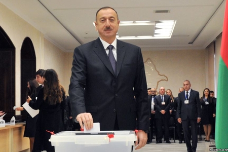 Hakimiyyət seçkiyə İlham Əliyevlə gedir - namizəd müəmmasına son qoydu Hakimiyyət seçkiyə İlham Əliyevlə gedir - namizəd müəmmasına son qoydu