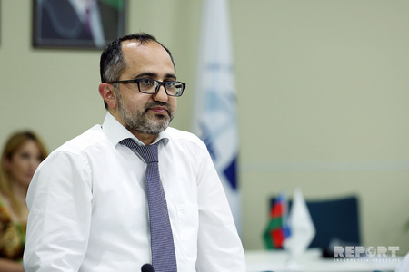 Əkrəm Həsənov: “Bank sistemimiz ağır tənəzzül içindədir” Əkrəm Həsənov: “Bank sistemimiz ağır tənəzzül içindədir”