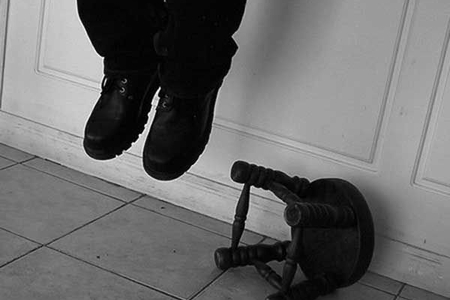 Astara Rayon Polis Şöbəsində saxlanılan şəxs intihar edib