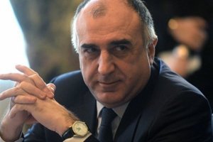 Elmar Məmmədyarov Avropa İttifaqının komissarı ilə görüşdü