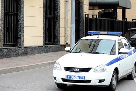 Türkiyə səfirliyinə şübhəli ağ toz göndərildi Türkiyə səfirliyinə şübhəli ağ toz göndərildi