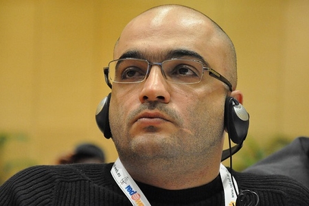 Kaspar Karampetyan Eynulla Fətullayevi Belçikada tutdurmaq istəyir