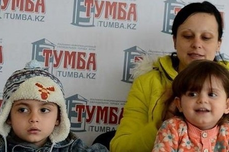 Azərbaycanlını deportasiya etdilər, ailəsi küçədə qaldı Azərbaycanlını deportasiya etdilər, ailəsi küçədə qaldı