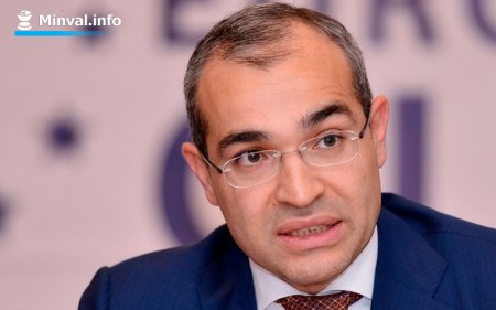 İşə piyada gedən Azərbaycan naziri kimdir?