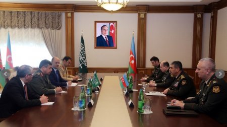 Баку и Эр-Рияд обсудили военные связи - ФОТО