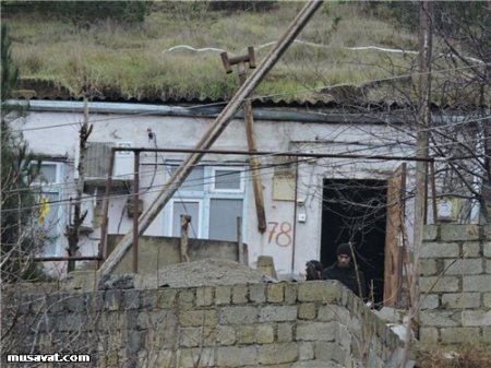 Bayılda sürüşmə zonasında son durum: əhali kirayə pulu tələb edir- Reportaj, Fotolar 