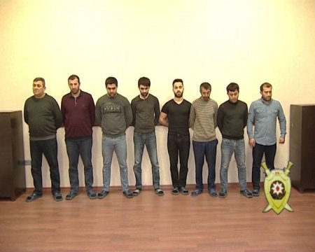 В Баку в чайхане обнаружено казино  