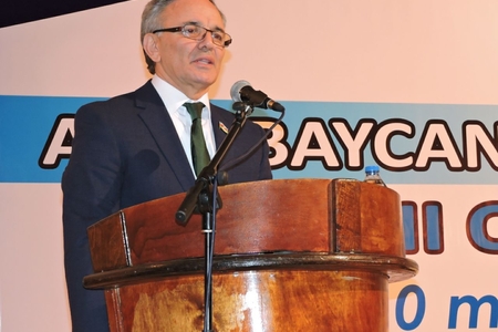 Mətbuat Şurası İdarə Heyətinin yeni tərkibi seçildi - Amaşov sədr oldu - siyahı Mətbuat Şurası İdarə Heyətinin yeni tərkibi seçildi - Amaşov sədr oldu - siyahı