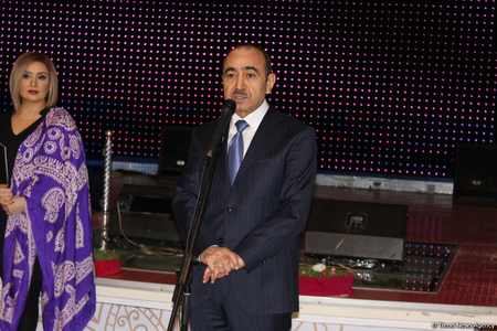 Əli Həsənov: Azərbaycan 2018-ci ili də uğurla başa vuracaq (FOTO) Əli Həsənov: Azərbaycan 2018-ci ili də uğurla başa vuracaq (FOTO)