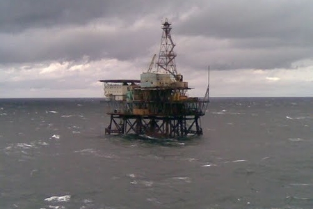 SOCAR hava şəraiti ilə əlaqədar 1000 nəfərdən çox işçini təxliyyə edib